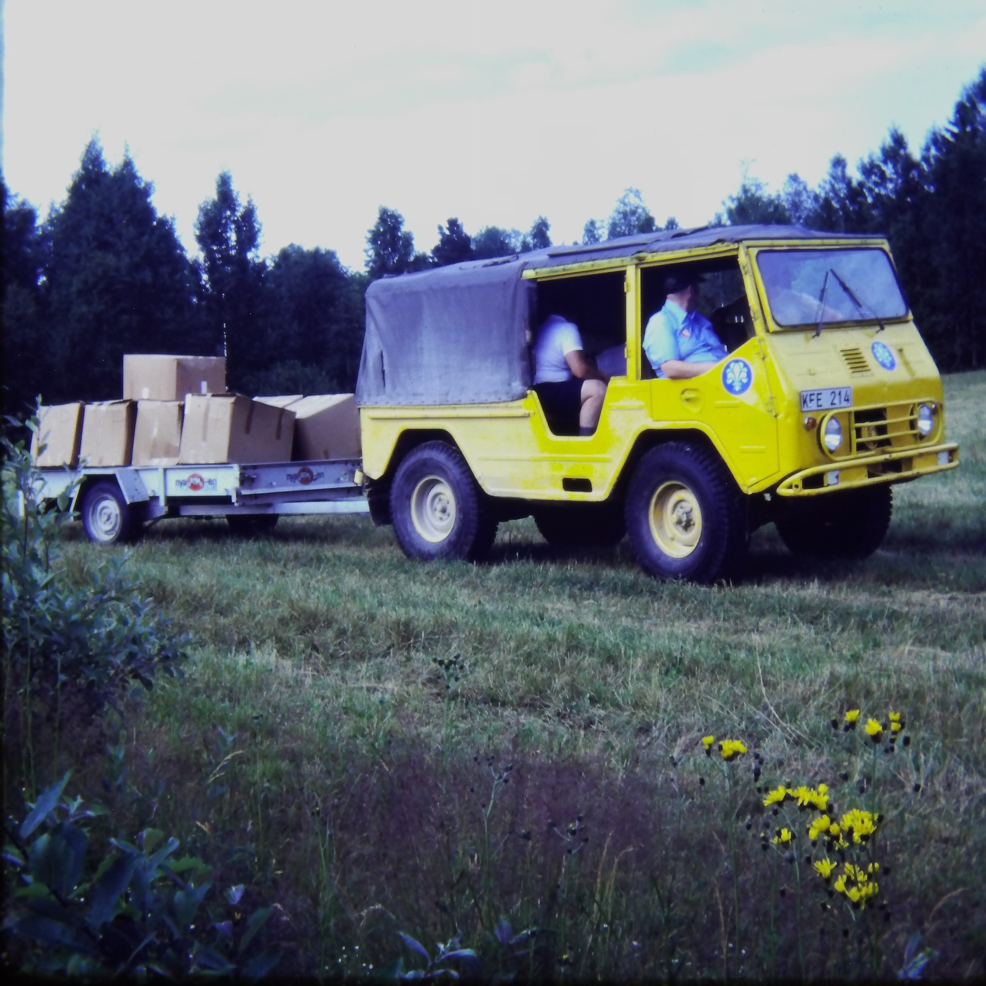 Truck hauling gear
