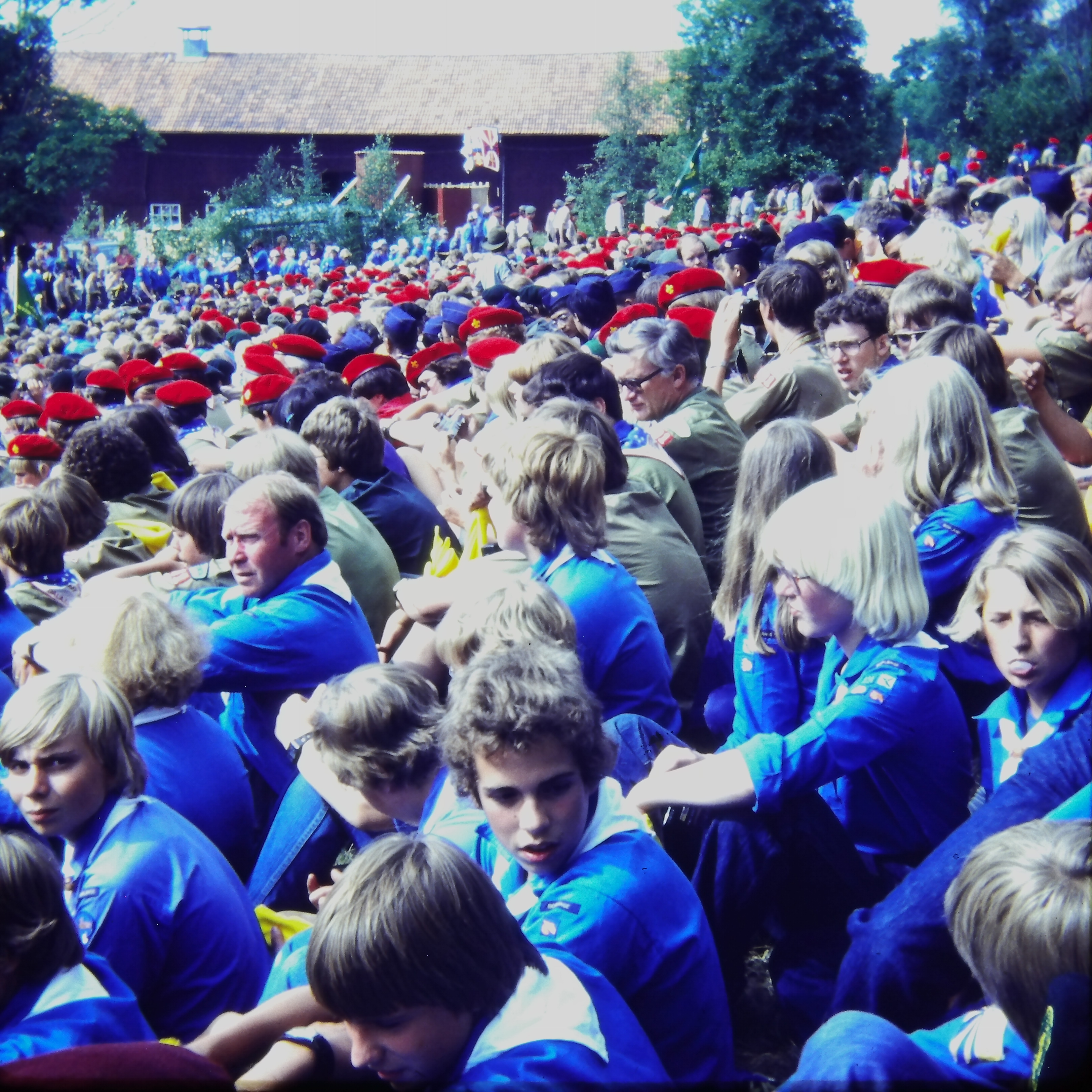 Crowd at opening ceremonies (girls)